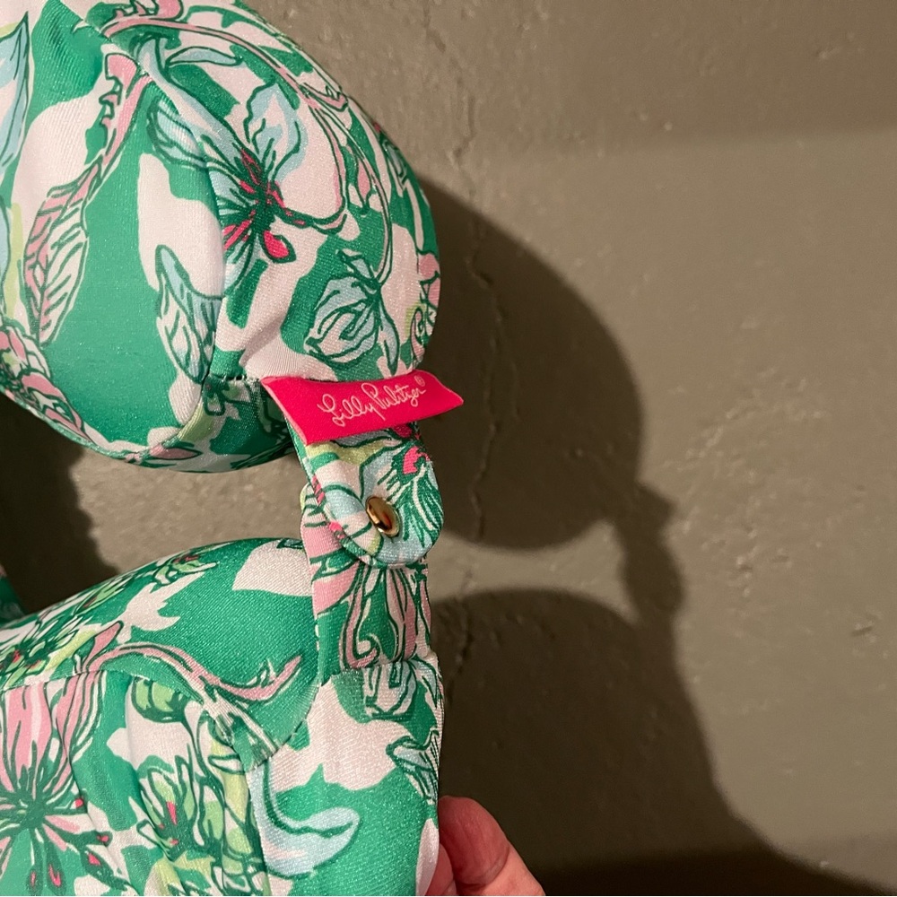Floral Travel Neck Pillow and Eye Mask Set by Lilly Pulitzer - Picture 2 of 3